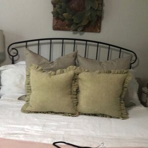 2 Bella Notte pillow covers